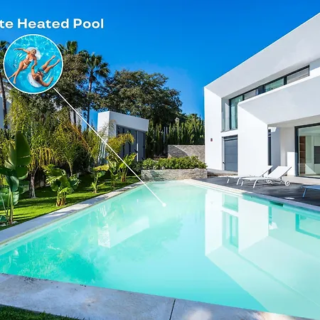 Vacation I La Moderne, Sparkling Heated Pool, Private Gym, Cine Room, Arcade Machines Villa Marbella